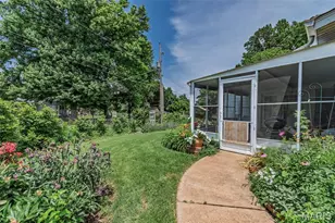 12023 Weshill Ct, Maryland Heights, MO 63043 - Photo 32