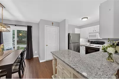 409 Parkview Place Drive, Ellisville, MO 63021 - Photo 8