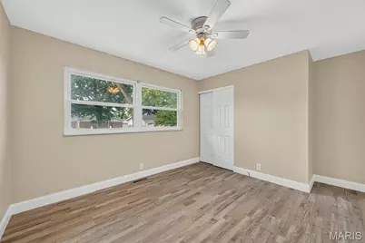 4080 Helmkampf Drive, Florissant, MO 63033 - Photo 28