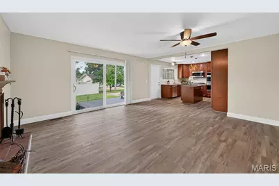 4080 Helmkampf Drive, Florissant, MO 63033 - Photo 8