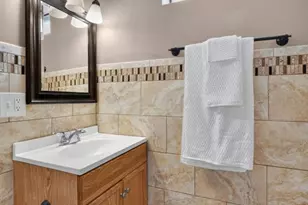 4080 Helmkampf Dr, Florissant, MO 63033 - Photo 38