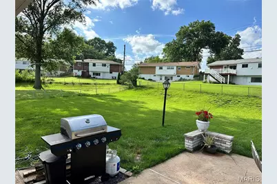 333 Pentonville Drive, Unincorporated, MO 63125 - Photo 24