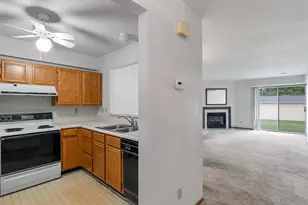 3957 Grand National Dr, Florissant, MO 63034 - Photo 4