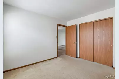 3957 Grand National Drive, Florissant, MO 63034 - Photo 20