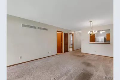 3957 Grand National Drive, Florissant, MO 63034 - Photo 14