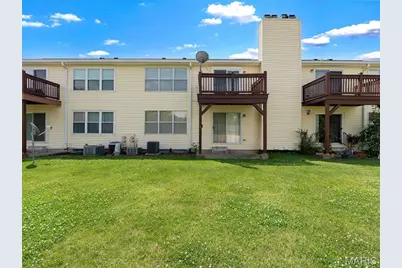 3957 Grand National Drive, Florissant, MO 63034 - Photo 36