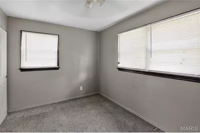 1240 Lakeview Avenue, Saint Louis, MO 63138 - Photo 12