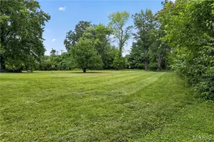 1565 Lakeside Ln, Saint Louis, MO 63138 - Photo 16