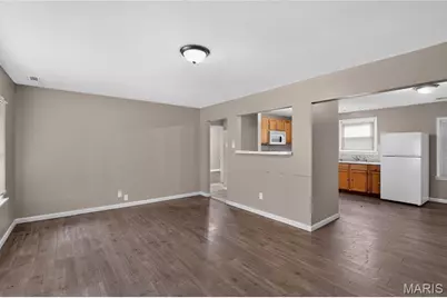 1565 Lakeside Lane, Saint Louis, MO 63138 - Photo 6