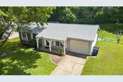 1052 Arlington Drive, Saint Charles, MO 63303 - Photo 22