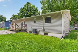 1052 Arlington Dr, Saint Charles, MO 63303 - Photo 20