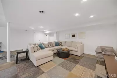 8035 Braddock Drive, University City, MO 63130 - Photo 22