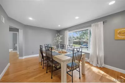 8035 Braddock Drive, University City, MO 63130 - Photo 6
