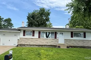 1607 Barbara Dr, Saint Charles, MO 63303 - Photo 2