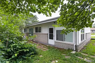 2262 Crandel Dr, Saint Louis, MO 63136 - Photo 6
