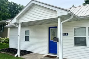 218 E Jefferson St, Palmyra, MO 63461 - Photo 2