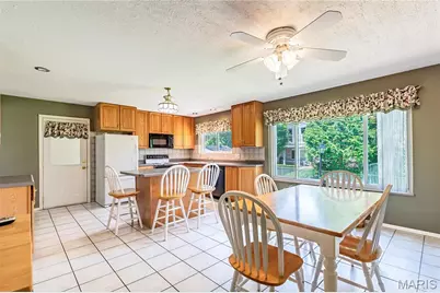 6011 Ranchwood Drive, Affton, MO 63123 - Photo 14