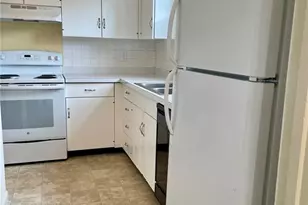 4342 Forest De Ville Dr, Saint Louis, MO 63129 - Photo 6