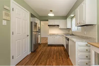 9822 Meadowfern Drive, Crestwood, MO 63126 - Photo 6