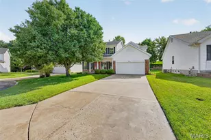 614 Whispering Willows Ct, Ballwin, MO 63021 - Photo 2