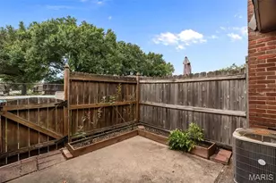 1891 Mansard Dr, Saint Louis, MO 63125 - Photo 26