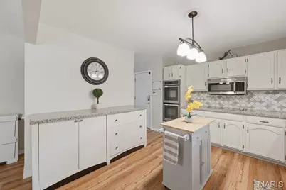 5760 Birch Hollow Drive, Saint Louis, MO 63129 - Photo 18