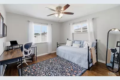7436 Sharp Avenue, Saint Louis, MO 63116 - Photo 16
