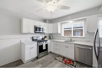 7436 Sharp Avenue, Saint Louis, MO 63116 - Photo 8