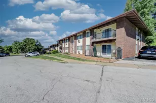 7727 Hazelcrest Dr, Hazelwood, MO 63042 - Photo 26