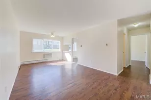 7727 Hazelcrest Dr, Hazelwood, MO 63042 - Photo 6