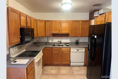 2580 Morningside Drive, Florissant, MO 63031 - Photo 6