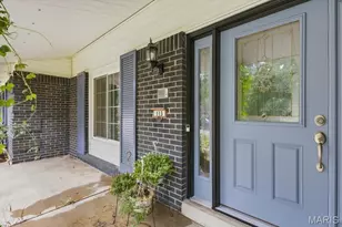 113 High Valley Dr, Chesterfield, MO 63017 - Photo 6