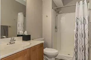 4081 Stonecroft Dr, Saint Charles, MO 63304 - Photo 28