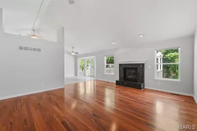 1917 Williamstown Drive, Saint Peters, MO 63376 - Photo 10
