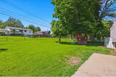2381 Wesford Drive, Maryland Heights, MO 63043 - Photo 36