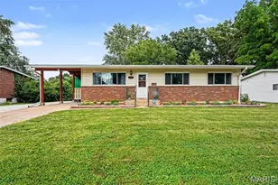 765 Kostka Ln, Florissant, MO 63031 - Photo 2