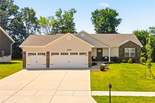 5540 Autumn Trace Pkwy, Wentzville, MO 63385 - Photo 2