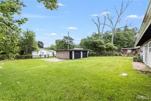 49 Marquette, Florissant, MO 63031 - Photo 20