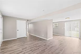 49 Marquette, Florissant, MO 63031 - Photo 4