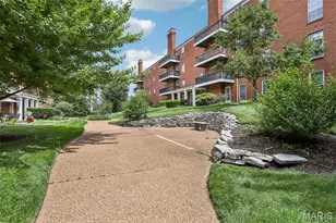10367 Oxford Hill Dr, Saint Louis, MO 63146 - Photo 26