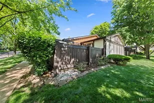 11151 Whispering Oaks Dr, Saint Louis, MO 63136 - Photo 30