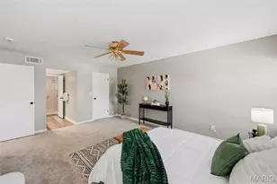 590 Sarah Ln, Saint Louis, MO 63141 - Photo 16
