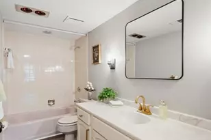 590 Sarah Ln, Saint Louis, MO 63141 - Photo 22
