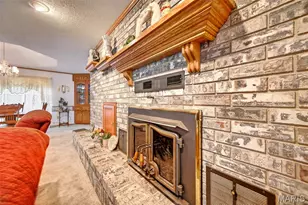 22818 Pioneer Dr, Lebanon, MO 65536 - Photo 8