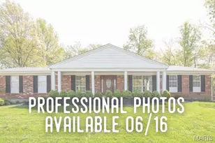 2340 Fairoyal Dr, Des Peres, MO 63131 - Photo 1