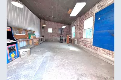 802 Wilcox Street, Hannibal, MO 63401 - Photo 10