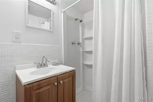 1 Louise Ct, Florissant, MO 63031 - Photo 16
