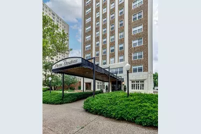 4440 Lindell Boulevard #501, Saint Louis, MO 63108 - Photo 1