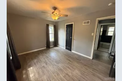 9647 Margo Ann Lane, Saint Ann, MO 63134 - Photo 6