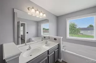 404 Shady River Dr, O'Fallon, MO 63366 - Photo 24